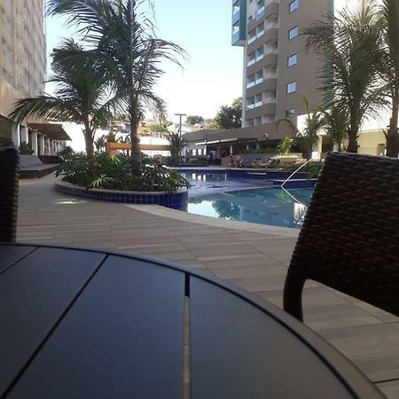 Olimpia Park Resort - 100M Do Parque Thermas Dos Laranjais ภายนอก รูปภาพ