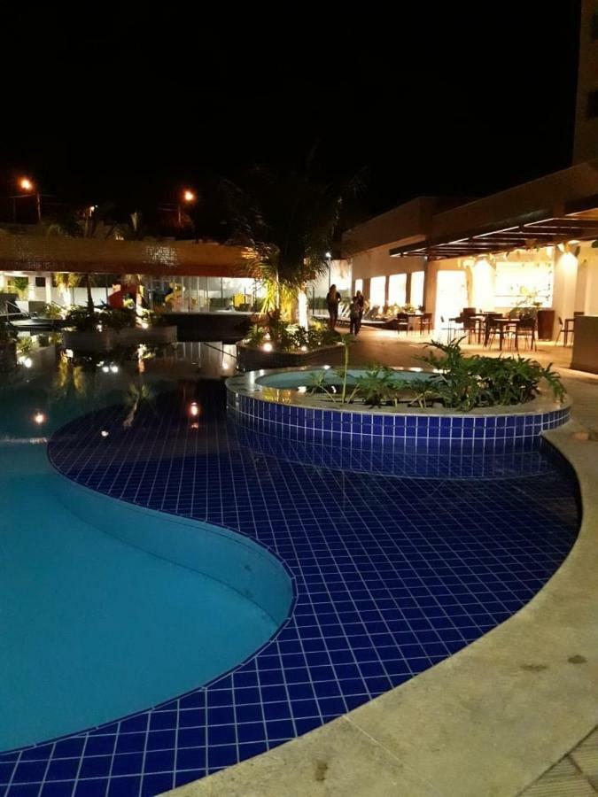 Olimpia Park Resort - 100M Do Parque Thermas Dos Laranjais ภายนอก รูปภาพ