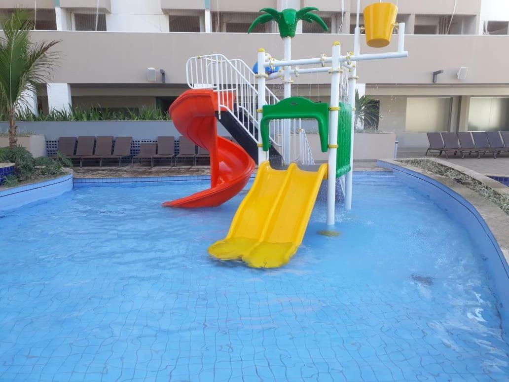 Olimpia Park Resort - 100M Do Parque Thermas Dos Laranjais ภายนอก รูปภาพ